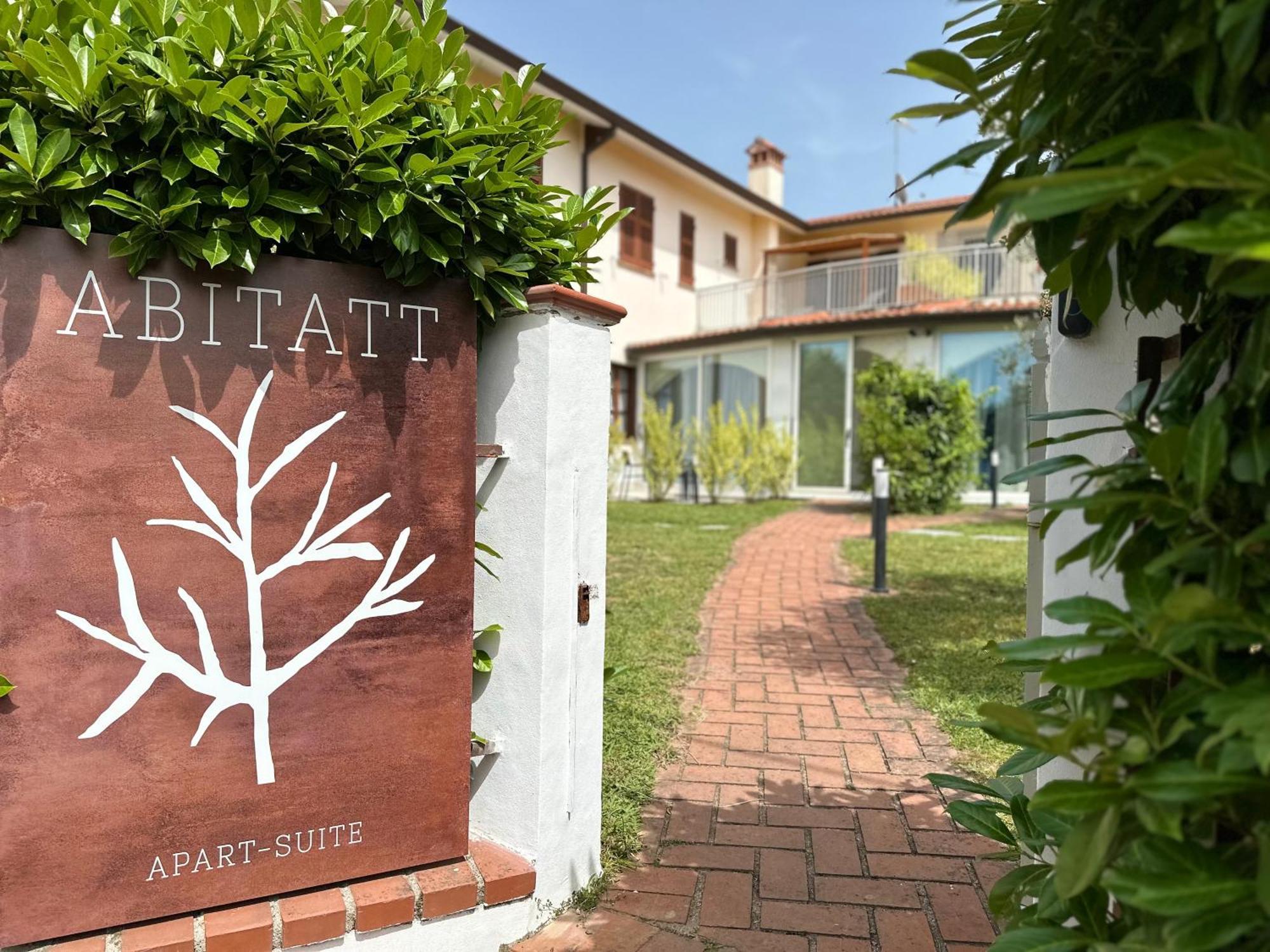 Abitatt Aparthotel Fosdinovo Exterior photo